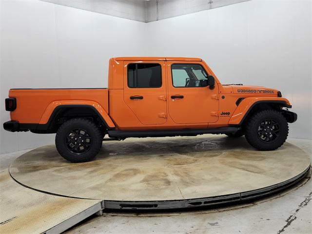 new 2025 Jeep Gladiator car, priced at $43,312