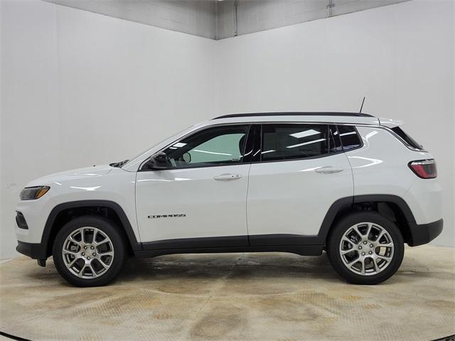 new 2024 Jeep Compass car, priced at $31,327
