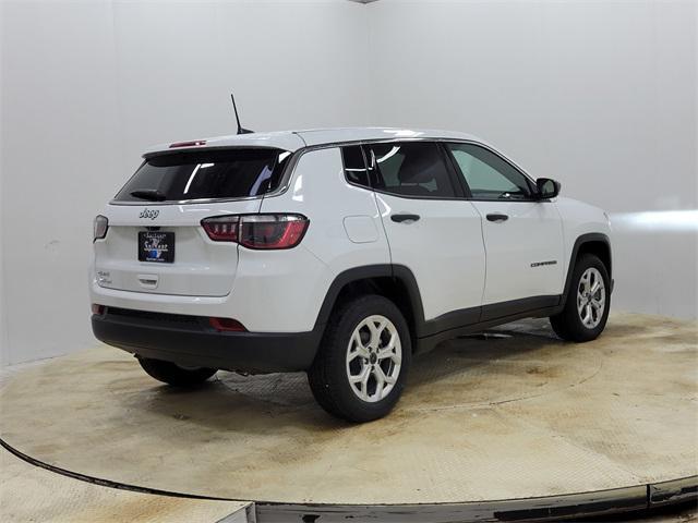 new 2025 Jeep Compass car, priced at $27,509