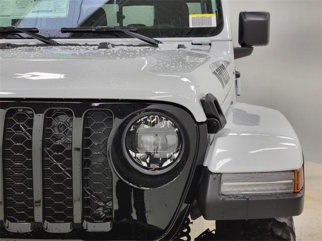 new 2023 Jeep Gladiator car, priced at $39,990