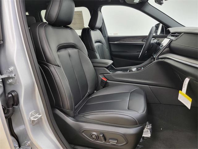 new 2025 Jeep Grand Cherokee L car, priced at $45,148