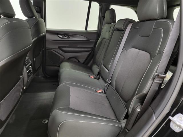 new 2025 Jeep Grand Cherokee car, priced at $38,520