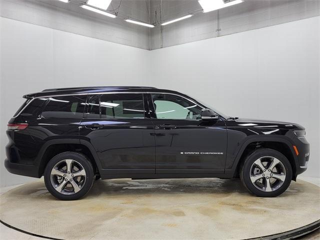 new 2024 Jeep Grand Cherokee L car, priced at $46,258