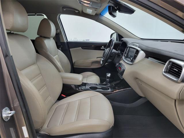 used 2019 Kia Sorento car, priced at $15,995