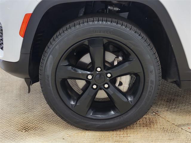 used 2023 Jeep Grand Cherokee car, priced at $34,990