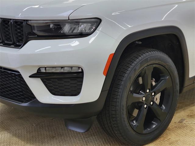 used 2023 Jeep Grand Cherokee car, priced at $34,990