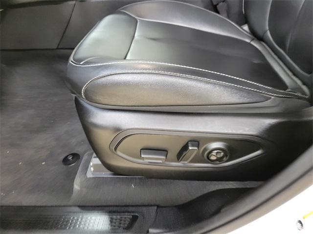 used 2023 Jeep Grand Cherokee car, priced at $34,990