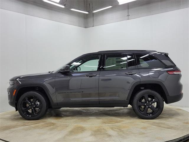 new 2024 Jeep Grand Cherokee car, priced at $48,925