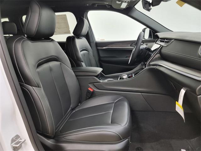 new 2025 Jeep Grand Cherokee L car, priced at $44,630