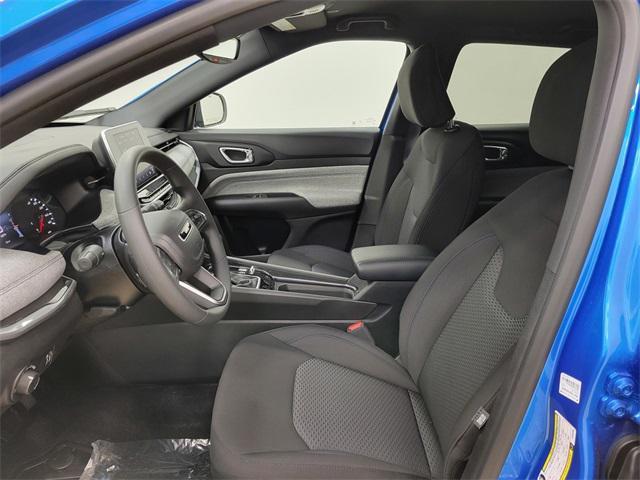 new 2025 Jeep Compass car, priced at $28,036