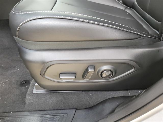 new 2025 Jeep Grand Cherokee car, priced at $45,797