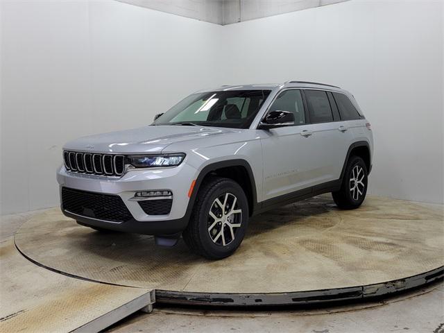 new 2025 Jeep Grand Cherokee car, priced at $45,797