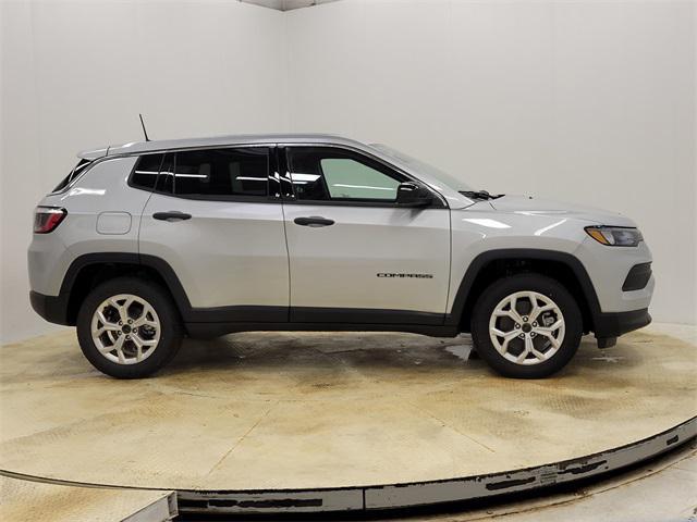 new 2025 Jeep Compass car, priced at $28,039