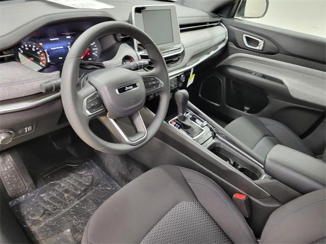 new 2025 Jeep Compass car, priced at $28,039