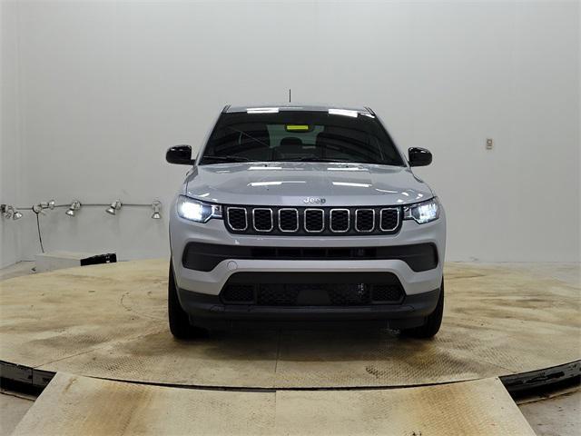 new 2025 Jeep Compass car, priced at $28,039