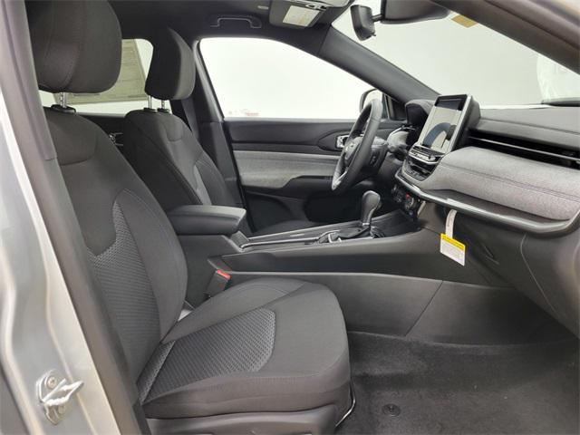 new 2025 Jeep Compass car, priced at $28,039