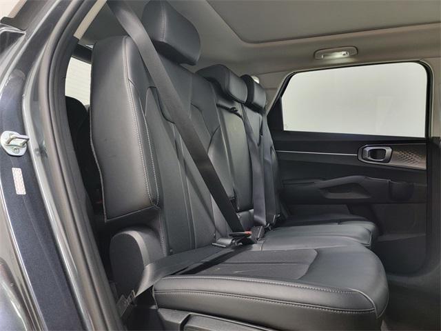 used 2021 Kia Sorento car, priced at $23,995