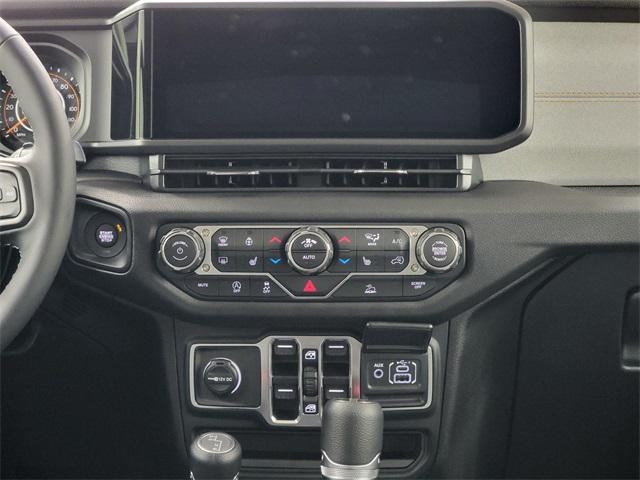 new 2026 Jeep Wrangler car, priced at $46,658