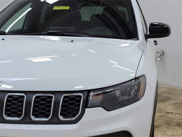 new 2025 Jeep Compass car, priced at $27,506