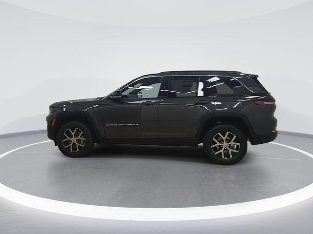 new 2025 Jeep Grand Cherokee car, priced at $43,536