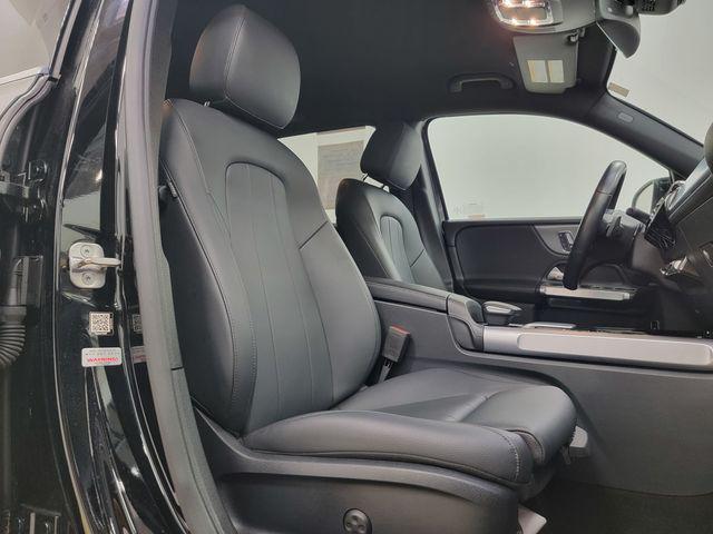 used 2023 Mercedes-Benz GLB 250 car, priced at $28,995