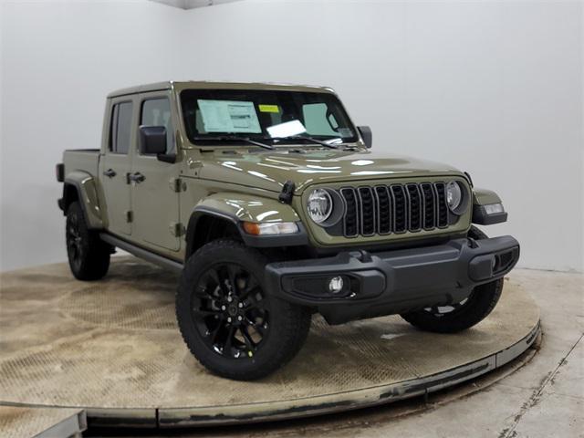 new 2025 Jeep Gladiator car, priced at $39,990