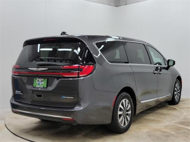 used 2023 Chrysler Pacifica Hybrid car, priced at $35,995