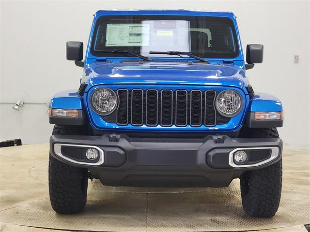 new 2025 Jeep Gladiator car, priced at $43,990