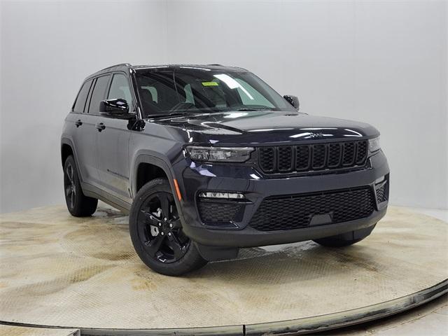 new 2024 Jeep Grand Cherokee car, priced at $44,490