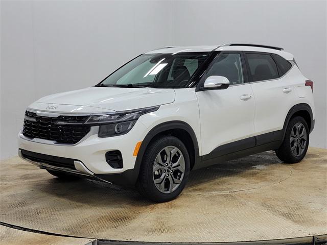 used 2024 Kia Seltos car, priced at $21,995