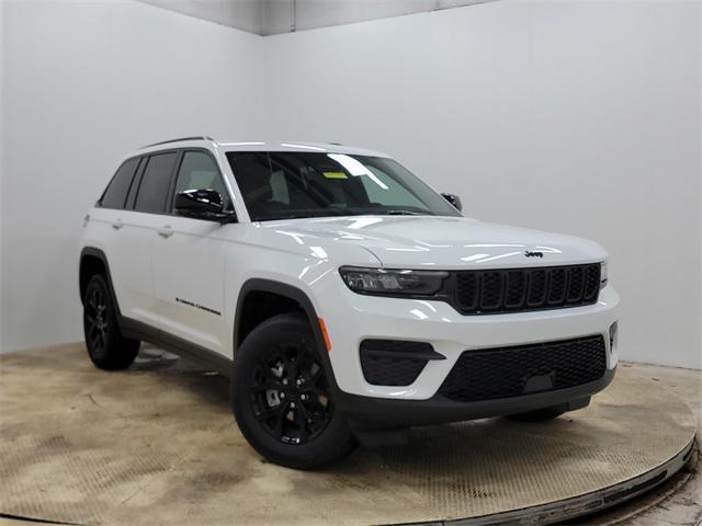 new 2025 Jeep Grand Cherokee car, priced at $38,816