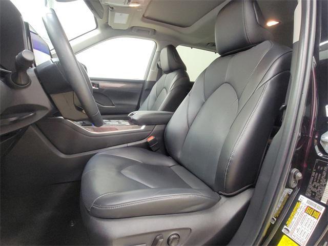 used 2024 Toyota Highlander Hybrid car, priced at $49,990