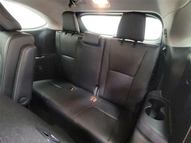 used 2024 Toyota Highlander Hybrid car, priced at $49,990