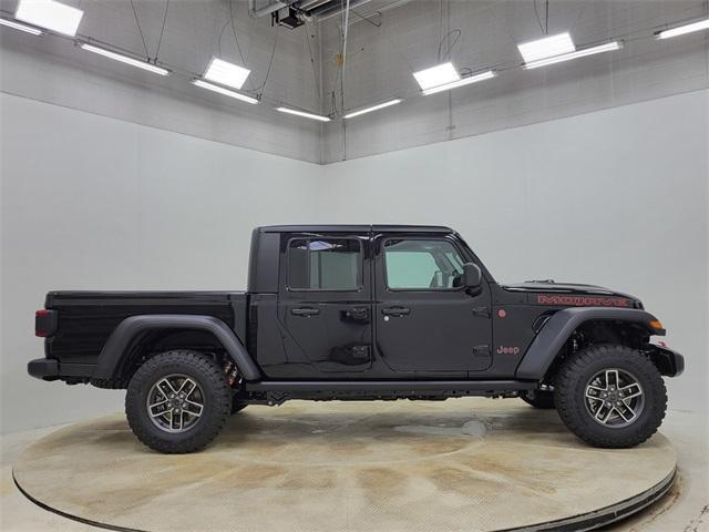 new 2024 Jeep Gladiator car, priced at $49,346