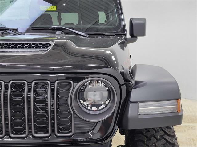 new 2024 Jeep Gladiator car, priced at $49,346