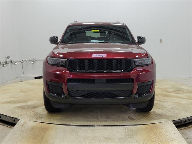 new 2025 Jeep Grand Cherokee L car, priced at $42,579