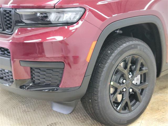 new 2025 Jeep Grand Cherokee L car, priced at $42,579