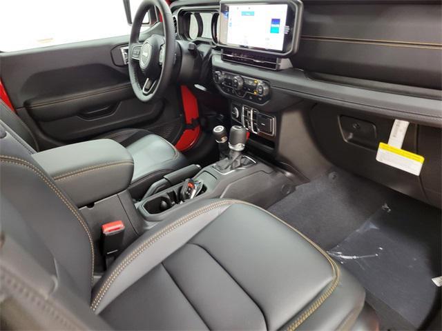 new 2025 Jeep Gladiator car, priced at $43,051