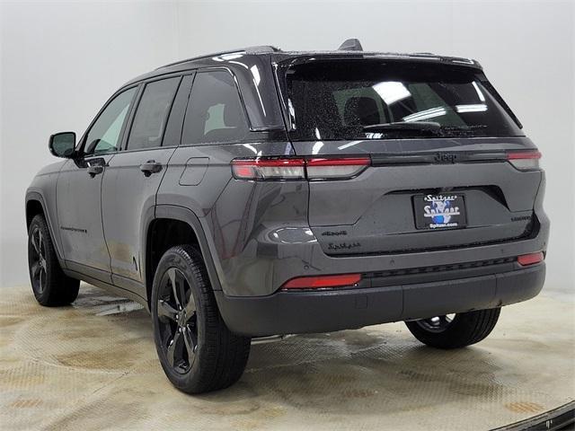 new 2024 Jeep Grand Cherokee car, priced at $45,175