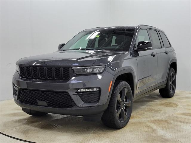 new 2024 Jeep Grand Cherokee car, priced at $45,175