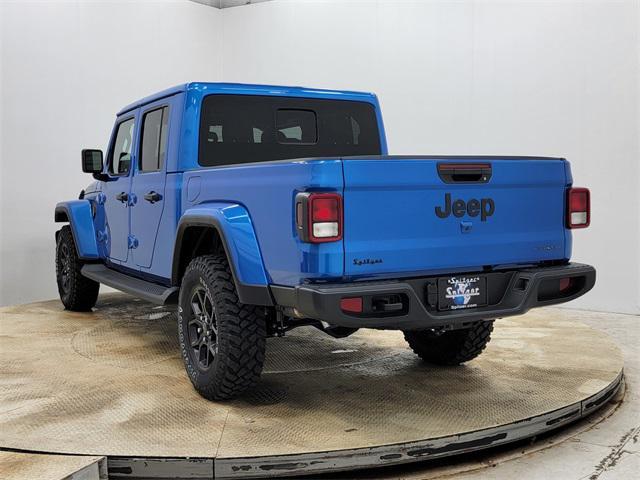 new 2025 Jeep Gladiator car, priced at $41,991
