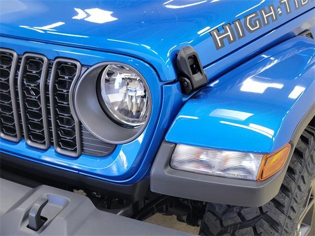 new 2025 Jeep Gladiator car, priced at $41,991