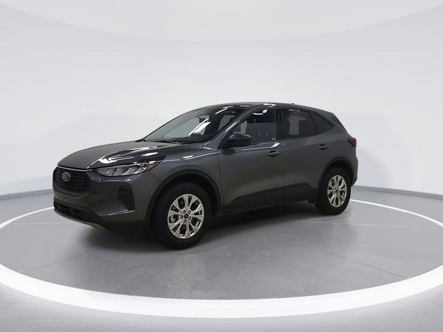 used 2025 Ford Escape car, priced at $25,500