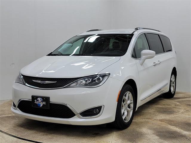 used 2020 Chrysler Pacifica car, priced at $18,995