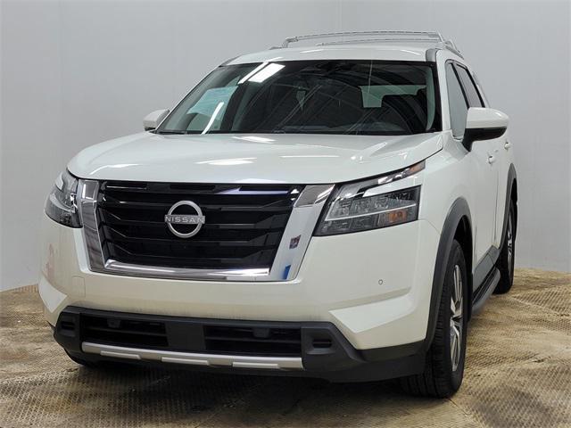 used 2024 Nissan Pathfinder car, priced at $39,990