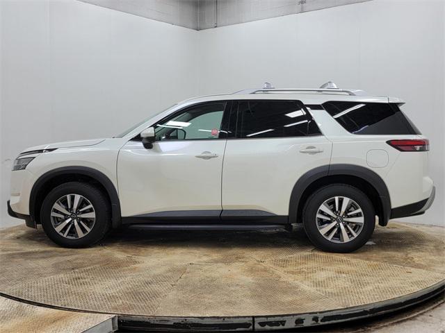 used 2024 Nissan Pathfinder car, priced at $39,990