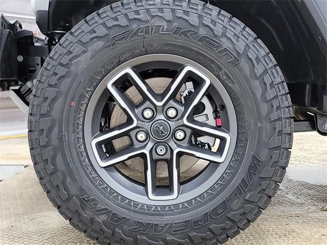 new 2025 Jeep Gladiator car, priced at $44,205
