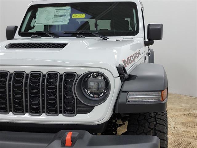 new 2025 Jeep Gladiator car, priced at $44,205