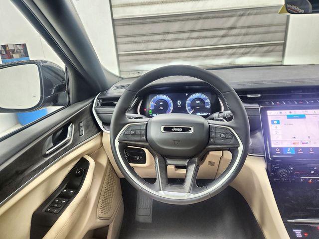 new 2025 Jeep Grand Cherokee car, priced at $46,776