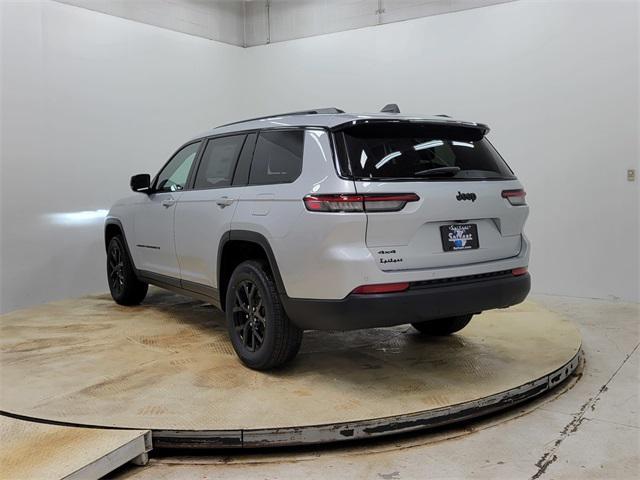 new 2025 Jeep Grand Cherokee L car, priced at $43,579